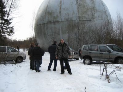 Вот он какой
Кроме нас там была ещё одна группа туристов
