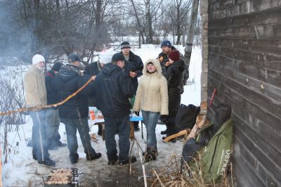 На шашлыках
Вот и наша последняя остановка, шашлык и длительный отдых после скверной дороги.
