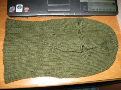 зелёная балаклава
Ключевые слова: балаклава, шапка, вязание на спицах